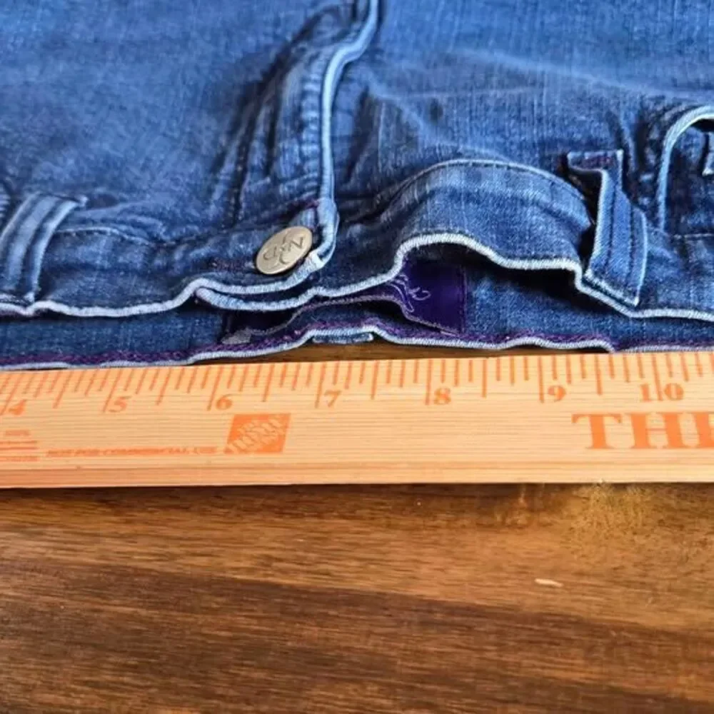 NYDJ Women's Capri Jeans Size 6 Medium Wash Stretch Denim Rolled Cuff